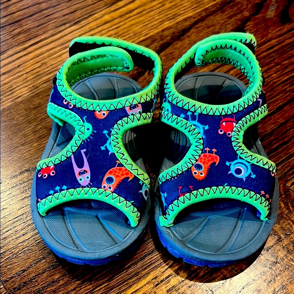 Northside Blue and Green Water Shoes with Velcro Straps